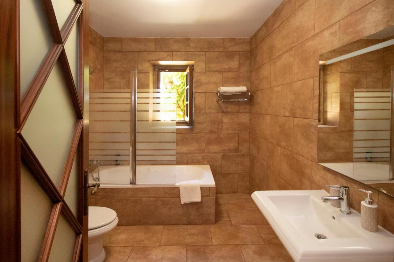 Villa 500 Barcelos Bagian luar foto